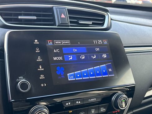 Used 2018 Honda CR-V Touring image 23