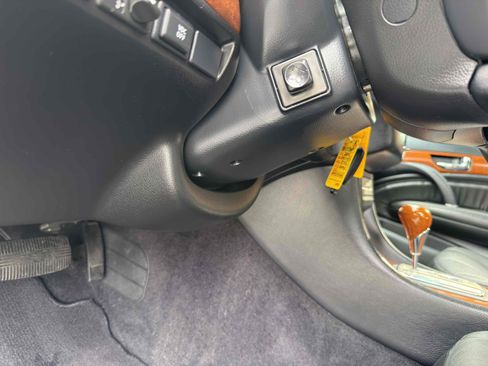 Used 2004 INFINITI Q45 Luxury w/ Journey Pkg image 56