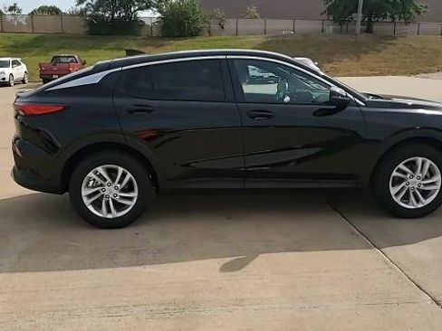 New 2026 Buick Envista Preferred w/ Convenience II Package image 9