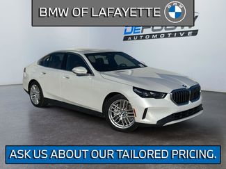 Certified 2025 BMW 540i xDrive w/ Premium Package video 1