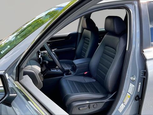 Used 2025 Honda CR-V EX-L image 13