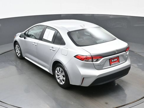 Used 2025 Toyota Corolla LE FWD image 36