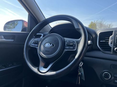 Used 2018 Kia Sportage LX FWD image 22