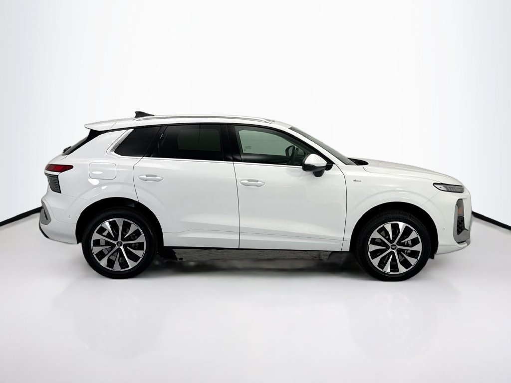 Used 2026 Audi Q3 quattro 2.0T AWD/4WD image 5