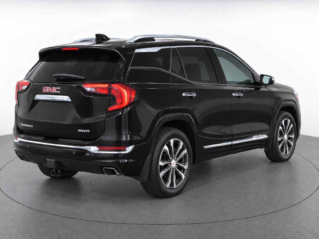 Used 2018 GMC Terrain Denali w/ Comfort Package AWD/4WD image 9