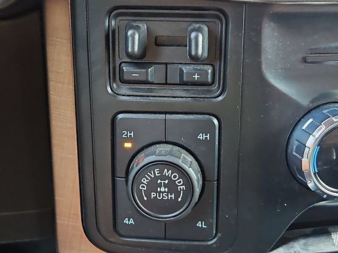 Used 2024 Ford F150 King Ranch w/ FX4 Off-Road Package AWD/4WD image 25