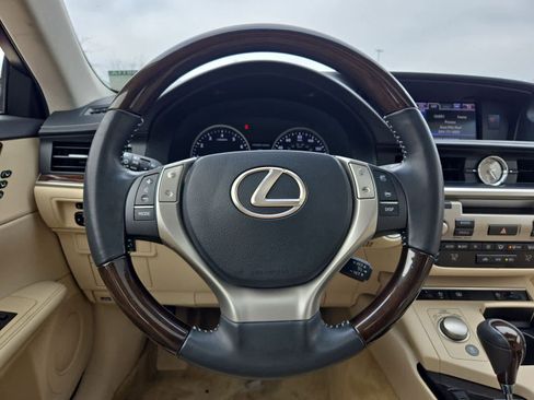 Used 2013 Lexus ES 350 image 23