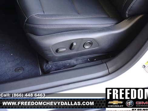 New 2025 Chevrolet Blazer EV LT image 35