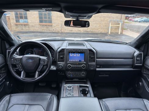 Used 2019 Ford Expedition Limited w/ Special Edition Package AWD/4WD image 10