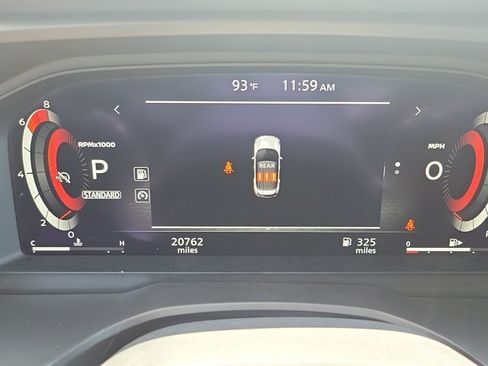 Used 2025 Nissan Rogue Platinum w/ Platinum Premium Package FWD image 24