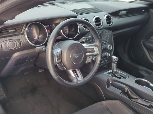 Used 2018 Ford Mustang Coupe image 2