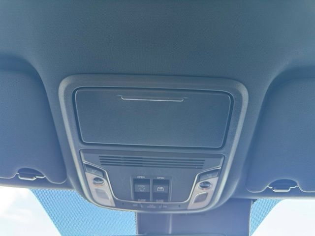 Used 2023 Honda Ridgeline Black Edition image 22