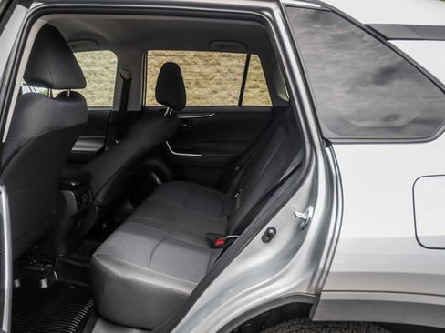 Certified 2025 Toyota RAV4 LE AWD/4WD image 21
