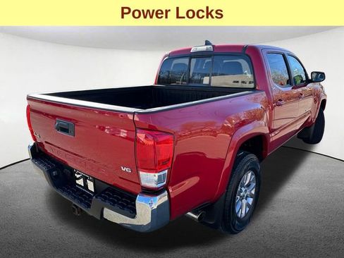 Certified 2017 Toyota Tacoma SR5 w/ Tow Package AWD/4WD image 11