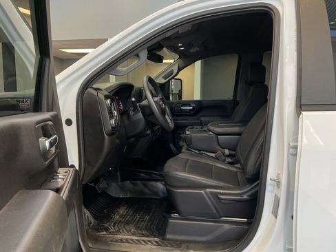 Used 2024 GMC Sierra 3500 Pro w/ Convenience Package AWD/4WD image 27