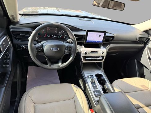 Used 2021 Ford Explorer 2WD image 8