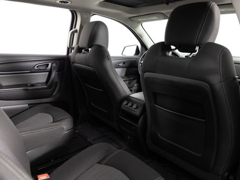 Used 2017 Chevrolet Traverse LT w/ True North Edition AWD/4WD image 22