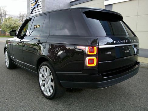 Used 2018 Land Rover Range Rover HSE AWD/4WD image 12