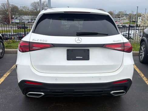 Used 2023 Mercedes-Benz GLC 300 4MATIC image 6