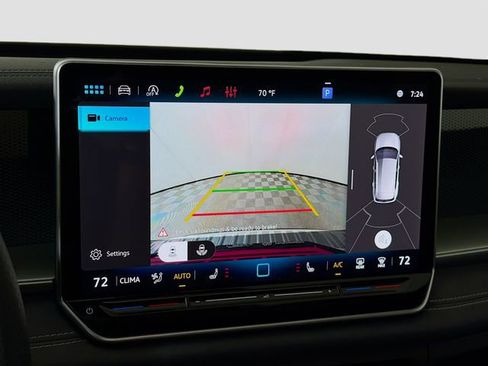 New 2026 Volkswagen Tiguan SE R-Line image 16