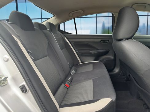 Used 2021 Nissan Versa SV image 19