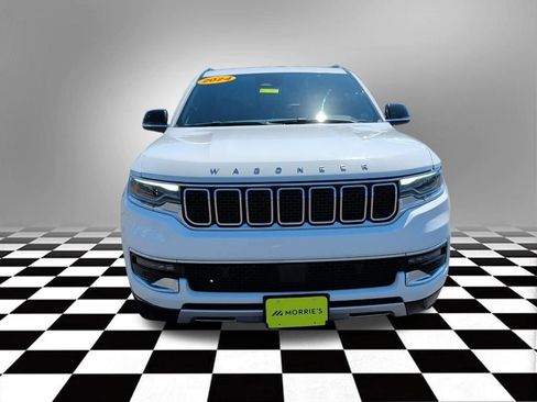 Used 2024 Jeep Wagoneer Series II AWD/4WD image 4
