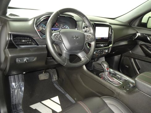 Used 2023 Chevrolet Traverse RS image 73