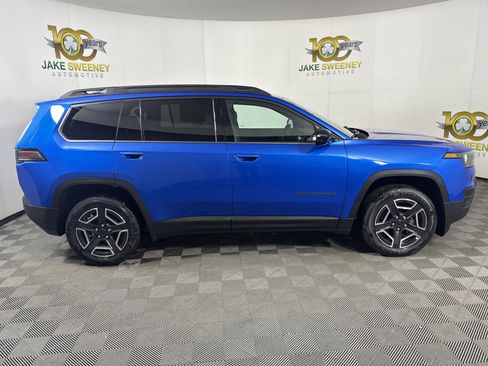 New 2026 Jeep Cherokee Laredo AWD/4WD image 10