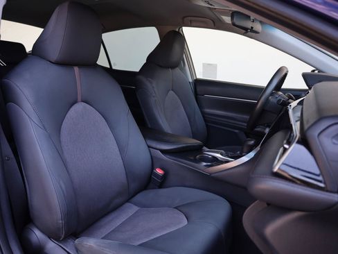 Used 2018 Toyota Camry LE FWD image 27