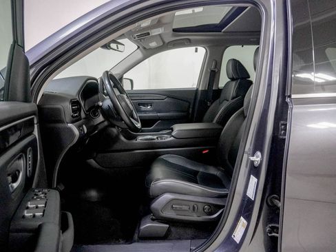 Used 2023 Honda Pilot Elite image 21