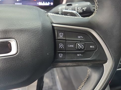 Used 2021 Jeep Grand Cherokee L Limited image 15