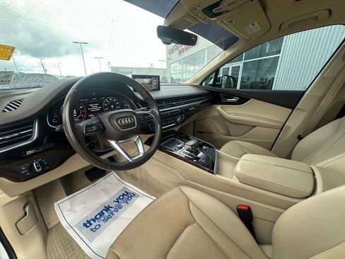 Used 2017 Audi Q7 3.0T Premium Plus w/ Premium Plus Package image 12