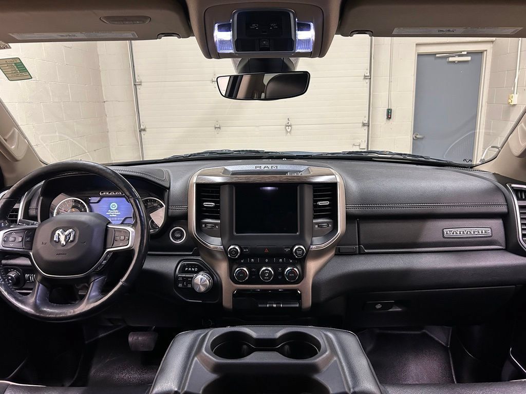 Used 2019 RAM 1500 Laramie AWD/4WD image 18