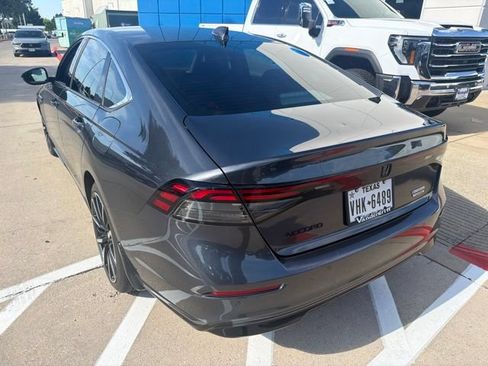 Used 2024 Honda Accord Touring image 7