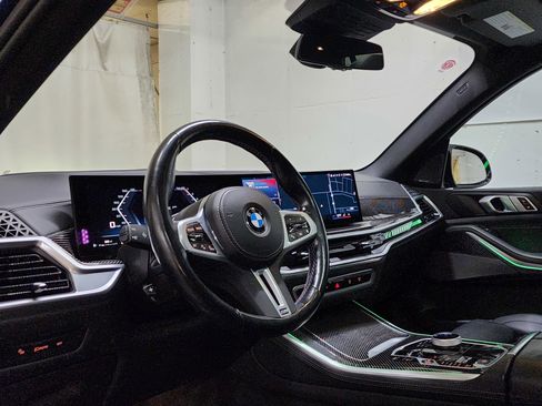 Used 2024 BMW X5 M60i image 13