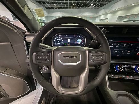 Used 2024 GMC Sierra 2500 Denali w/ Denali Reserve Package image 17