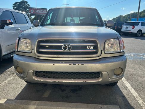 Used 2001 Toyota Sequoia Limited image 2