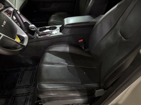 Used 2014 GMC Terrain SLT w/ Chrome Appearance Package FWD image 21