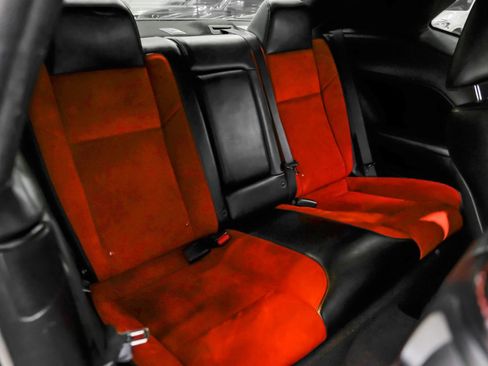 Used 2019 Dodge Challenger R/T Scat Pack w/ Widebody Package RWD image 27