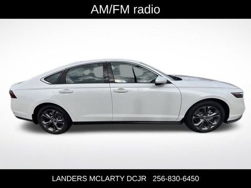 Used 2023 Honda Accord EX image 8