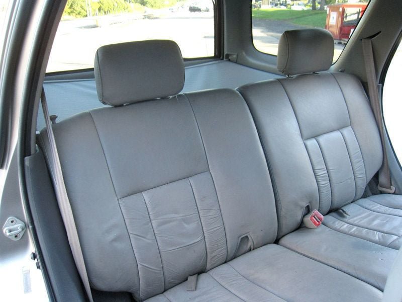 Used 2002 Toyota 4Runner SR5 RWD image 29