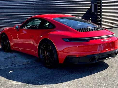 Used 2024 Porsche 911 Carrera GTS image 3