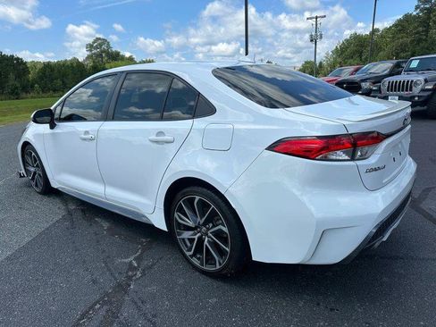 Used 2022 Toyota Corolla SE FWD image 6
