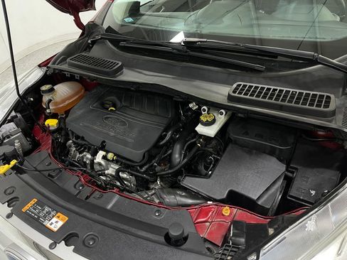 Used 2017 Ford Escape Titanium image 29