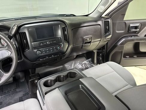 Used 2017 Chevrolet Silverado 1500 W/T AWD/4WD image 20
