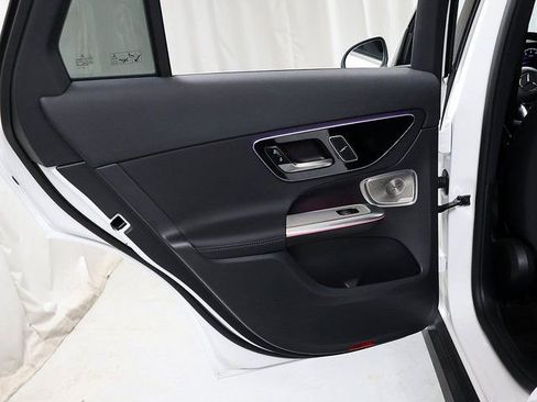 Certified 2026 Mercedes-Benz GLC 300 4MATIC image 27