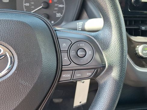 Used 2024 Toyota Corolla LE image 22