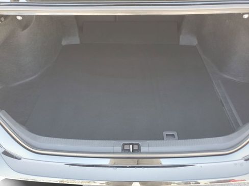 Used 2026 Toyota Camry SE FWD image 10