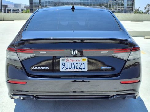 Used 2024 Honda Accord Sport image 5