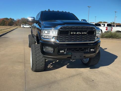 Used 2022 RAM 2500 Limited image 4